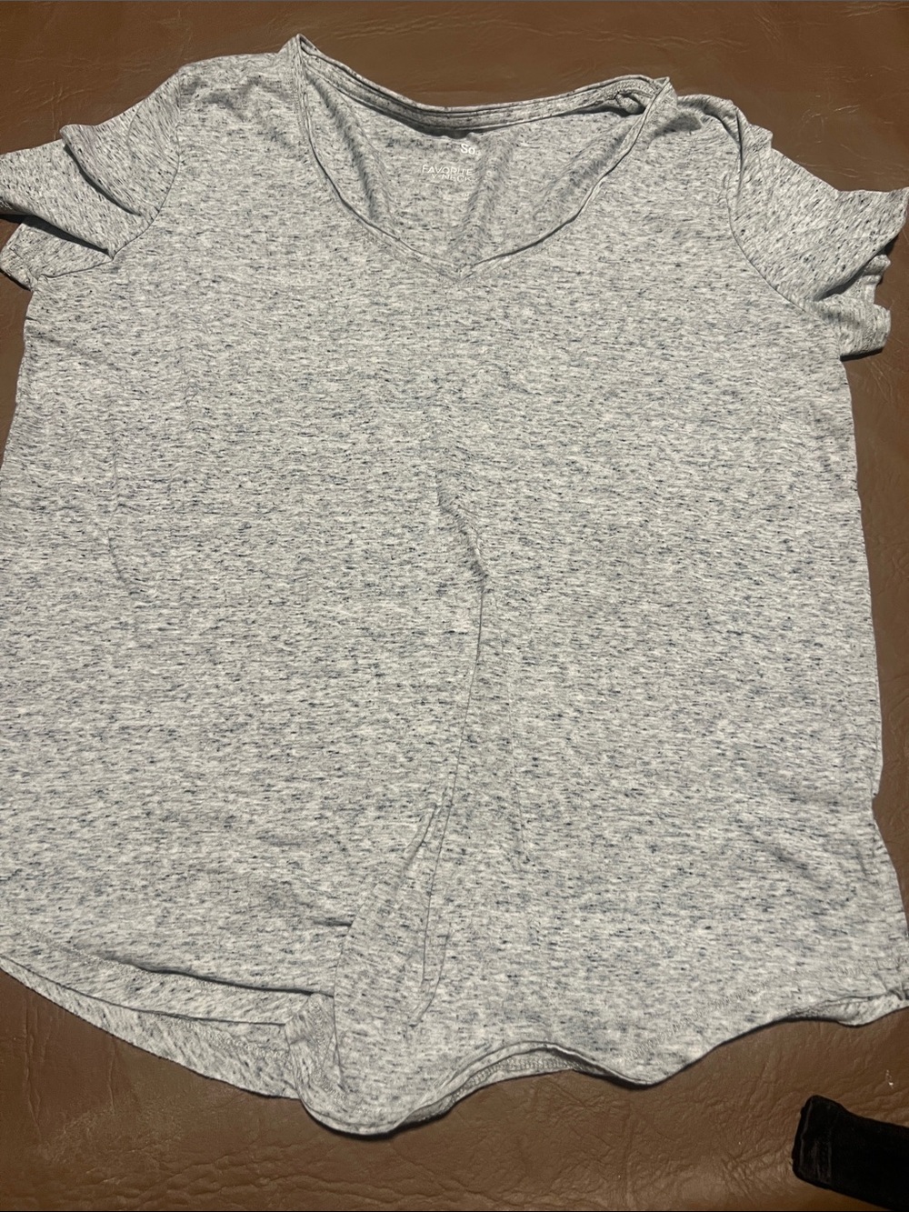 SO Gray Heather V-Neck Short Sleeve Top